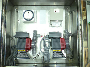 雙泵水處理系統電控箱.jpg